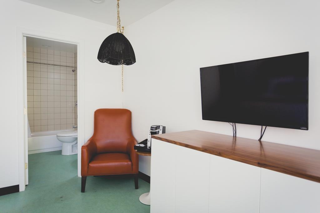 Mylo Hotel Дейлі-Сіті Екстер'єр фото